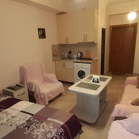 Appartement Parkside Apartament à Batoumi Extérieur photo
